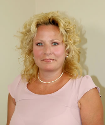 Nicole Kelly